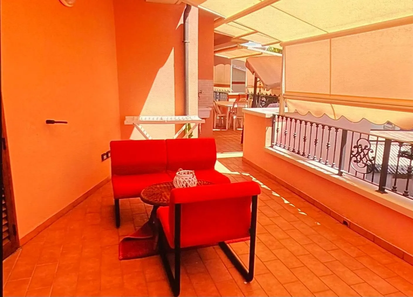 Апартаменты Casa Vacanze Trilocale Con Grande Terrazza Veranda Вентурина